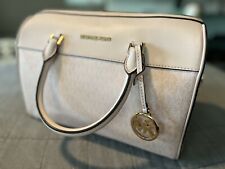 Michael kors medium for sale  Three Oaks