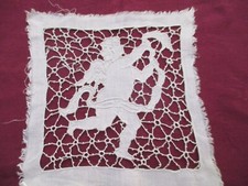 Médaillon broderie main d'occasion  France