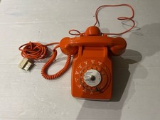 Téléphone ancien orange d'occasion  Verneuil-l'Étang