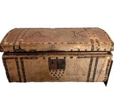 Antigo 19º C. Cúpula Top Baú Coberto de Couro Latão Rebitado Iniciais - Leia comprar usado Antigo 19º C. Cúpula Top Baú Coberto de Couro Latão Rebitado Iniciais - Leia comprar usado  Enviando para Brazil