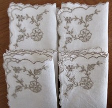 Usado, Conjunto de quatro guardanapos de mesa vintage de linho de qualidade comprar usado  Enviando para Brazil