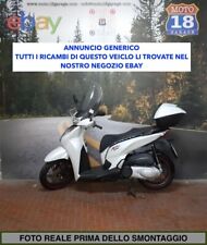 Sono disponibili ricambi usato  Italia