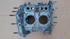 Carter motore monoblocco usato  Cinisi
