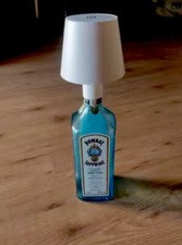 Lampada bottiglia idea usato  Pavullo nel Frignano