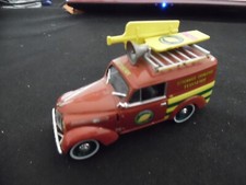 43ième renault juvaquatre d'occasion  Avesnes-le-Comte
