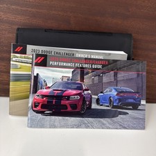 Dodge Challenger 2023 Manual do Proprietário com Guia SRT e Estojo de Fábrica comprar usado  Enviando para Brazil