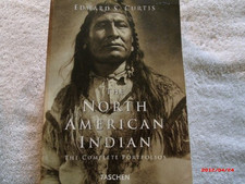 The North American Indian: The Complete Portfol... by Edward S. Curtis Paperback, używany na sprzedaż  Wysyłka do Poland