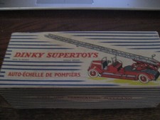 Dinky super toys d'occasion  Châlus