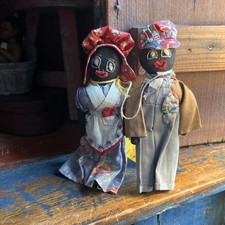 Primitivo par de bonecas folkart feitas à mão de 6” pretas com rostos bordados à mão comprar usado  Enviando para Brazil