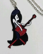 Colar de guitarra Marceline assinado Cartoon Network Marcy Vampire Queen raro comprar usado Colar de guitarra Marceline assinado Cartoon Network Marcy Vampire Queen raro comprar usado  Enviando para Brazil