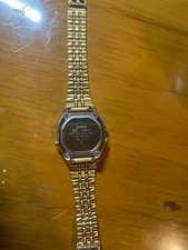 Relógio digital dourado CASIO comprar usado Relógio digital dourado CASIO comprar usado  Enviando para Brazil