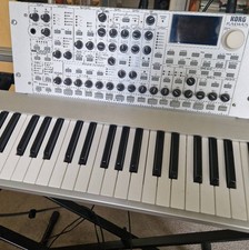 Korg radias komplett gebraucht kaufen  Erkrath