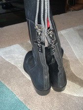 Kat von vegan for sale  HEREFORD