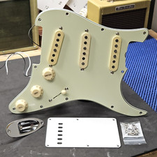 Fender vintera strat for sale  Allen