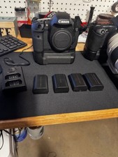 Professional digital cameras for sale  Buffalo Grove