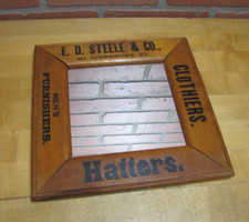 Placa antiga de madeira espelhada E D STEELE & Co ST JOHNSBURY VT CLOTHIERS HATTERS comprar usado  Enviando para Brazil