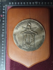 Crest scuola fanteria usato Crest scuola fanteria usato  Italia