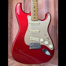 Fender Japan ST57 Stratocaster Usado 1989 Maple Neck Candy Apple Vermelho com Estojo Macio comprar usado  Enviando para Brazil