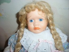 Poupée artiste porcelaine d'occasion  Fleury-les-Aubrais