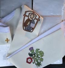 Vintage embroidered clergy for sale Vintage embroidered clergy for sale  BROMLEY