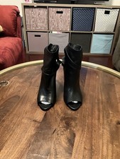 Botas de salto BURBERRY Bedford fivela couro preto peep toe tamanho. 40 comprar usado  Enviando para Brazil