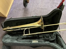 Trombone alto modello usato  Spedire a Italy