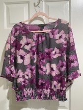 Usado, Blusa Investments roxa floral leve elástica cintura manga morcego grande comprar usado  Enviando para Brazil