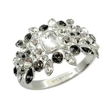 Givenchy elegante bracciale usato  Spedire a Italy