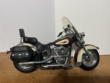 Bicicleta clássica Harley-Davidson Heritage Softail escala 1/10 Franklin Mint 1989, usado comprar usado  Enviando para Brazil