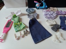 Lot vêtements accessoires d'occasion  Villeneuve-sur-Yonne