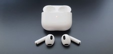 Apple airpods 3ª usato  San Cataldo