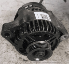 Q0003250v011000000 alternatore usato  Italia