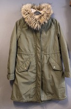 Uniqlo women parka for sale Uniqlo women parka for sale  LONDON