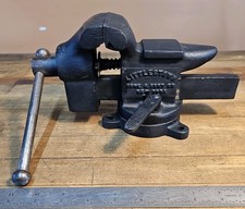 antique bench vise for sale  Woodbury
