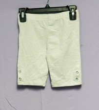 Shorts infantis de cor branca. Tem 1 par. 2T e 1 par médio (10-12) comprar usado  Enviando para Brazil