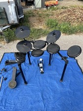 Alesis black nitro for sale  Cotati
