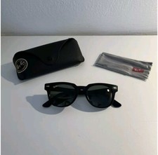 Occhiale ray ban usato  Castiglione di Sicilia