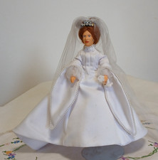 BONECA VINTAGE PRINCESA ANNE EM VESTIDO DE NOIVA BONECA TAMANHO BARBIE BONECA NOIVA comprar usado  Enviando para Brazil