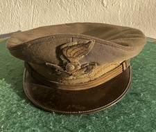 Cappello berretto fregio usato Cappello berretto fregio usato  Vistrorio