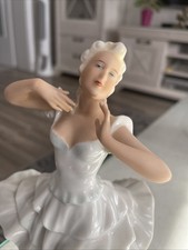 Porzellan figur tänzerin gebraucht kaufen  Crimmitschau