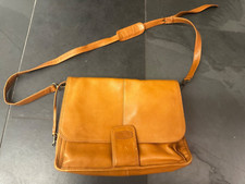 Coni ledertasche cognac gebraucht kaufen  Kassel
