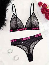 Women chic love for sale  CHICHESTER