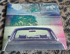 Usado, Arcade Fire The Suburbs original 2010 canadense gatefold CD com livreto comprar usado  Enviando para Brazil