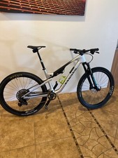 Canyon lux trail d'occasion  Expédié en Belgium
