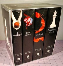 Twilight Saga 4 Book Box Set Hardcover 1st Edition comprar usado  Enviando para Brazil