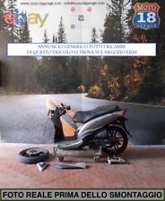 Sono disponibili ricambi usato  Italia