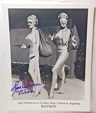 Foto original autografada 8X10 de June Wilkinson Batman + Inga Neilsen RRP586 comprar usado  Enviando para Brazil