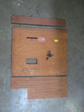 Leslie 147 cabinet for sale  Colona