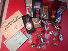 Lot médailles militaires d'occasion Lot médailles militaires d'occasion  Poitiers