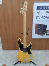 Fender electric bass d'occasion  Expédié en Belgium